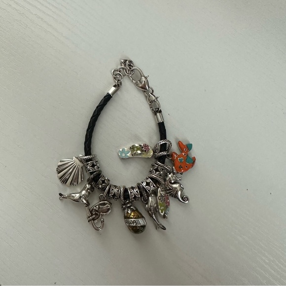 Brighton Charm Bracelet Sea Coastal Theme - Picture 1 of 4